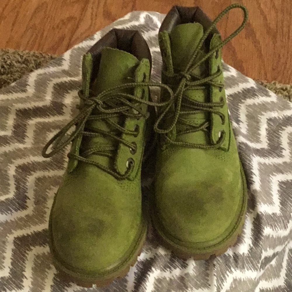 Olive green timberland boots 10c
